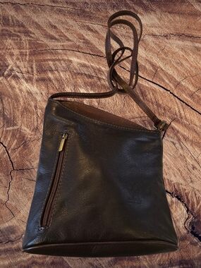 Vera Pelle Two Toned Brown Italian Leather Crossbody Bag